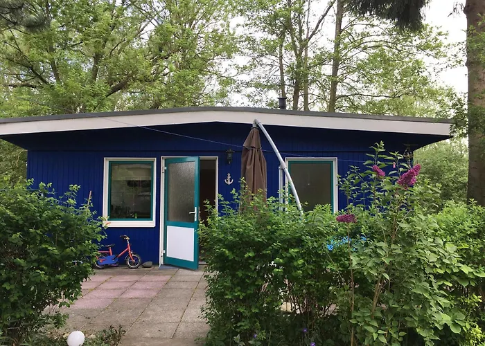 Blauer Am Mit Boot Ferienhaus